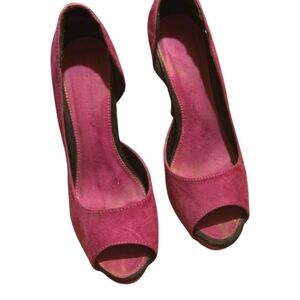 Chic Magenta Peep-Toe Heels